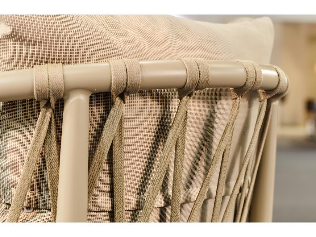 Lot de 4 fauteuils de jardin en imitation rotin coloris sable - L- 56 x P- 60 x H- 76 cm BJXT02193